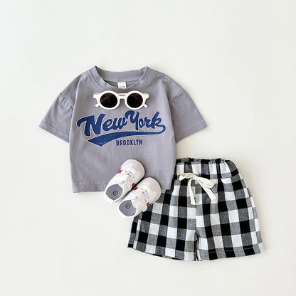 NEW YORK Print T-shirt and Short Set